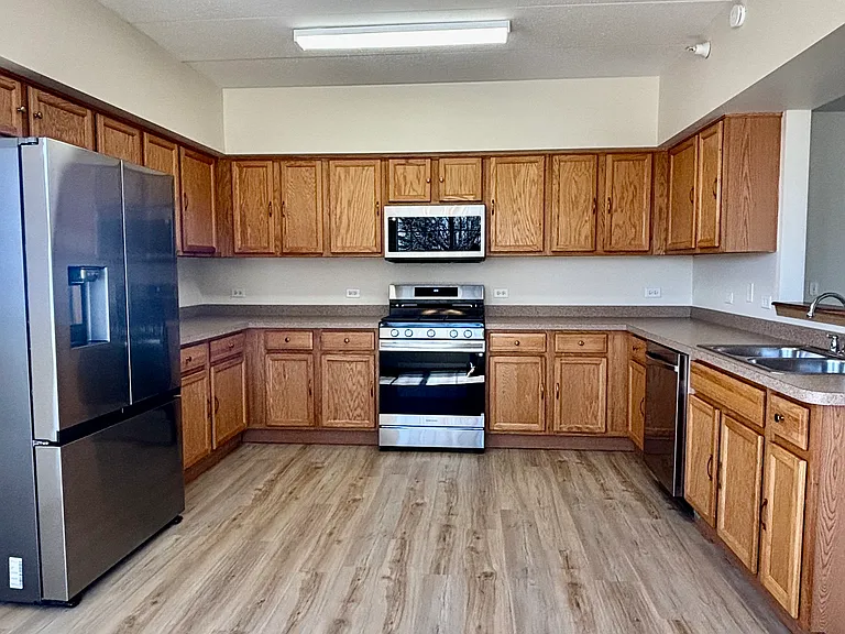 16690 Liberty Cir #1S — Photo 6