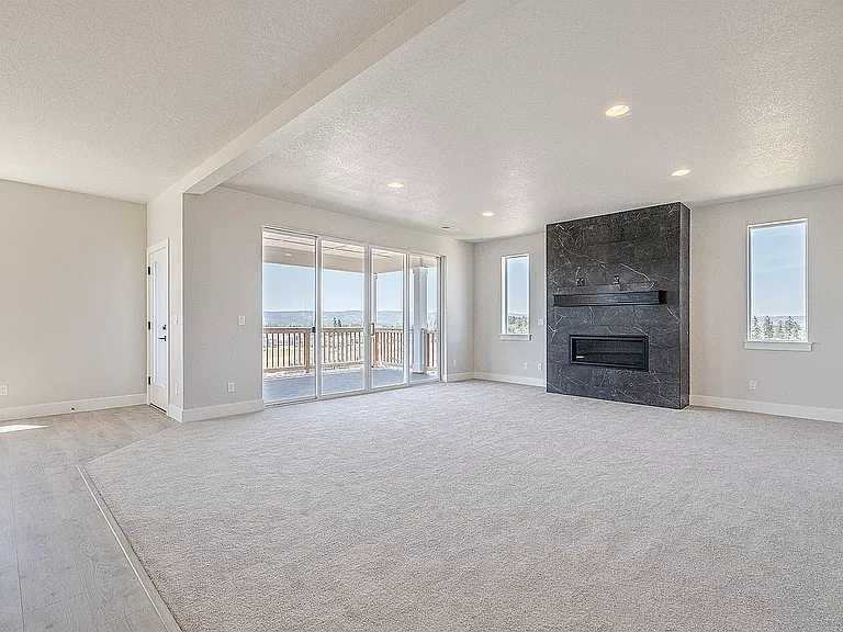 12455 SW Trask St — Photo 6