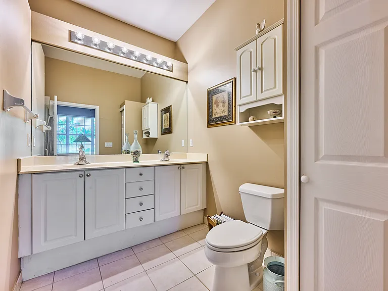 530 Commons Dr — Photo 39