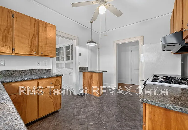 582 Clifton Rd NE — Photo 19