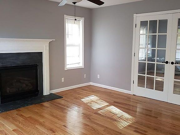 5th image of 20 Drake Ln