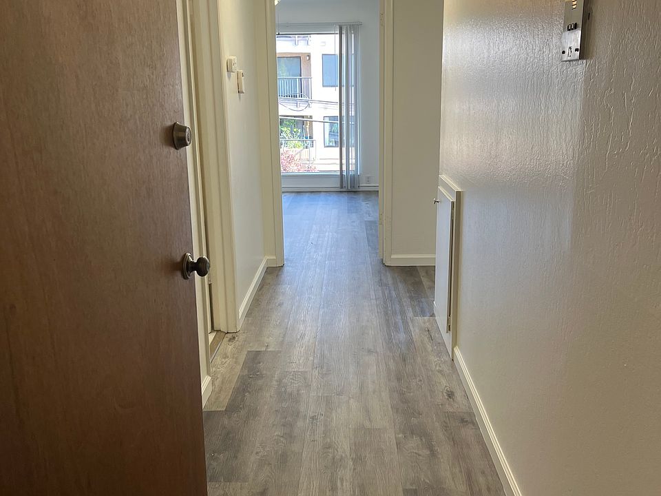 1st image of 317 Hanover Ave
