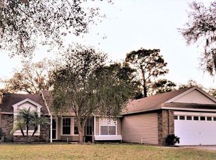 4115 Longfellow Dr, Plant City, FL 33566