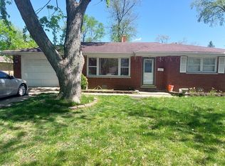 1207 Peggy Ln, Chicago Heights, IL 60411