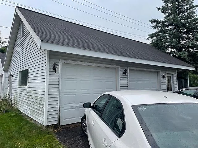 3 bed, 800 sqft, $975 — Photo 3