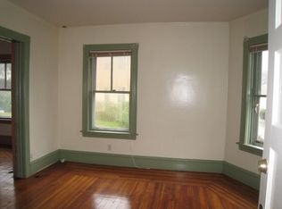 53 Ayrault St, Providence, RI 02908