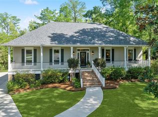 909 Bonfouca Pl, Mandeville, LA 70471