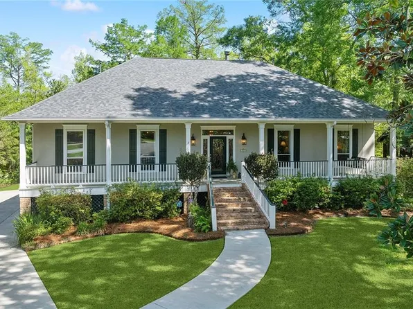 909 Bonfouca Pl, Mandeville, LA 70471