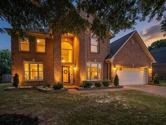 2nd image of 3862 Lighthouse Ln