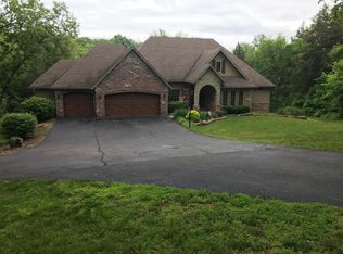 719 Rose Oneill Rd, Walnut Shade, MO 65771