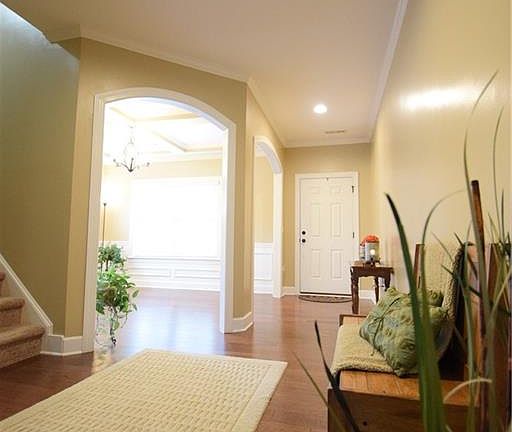 3rd image of 16 Spring Pond Ln