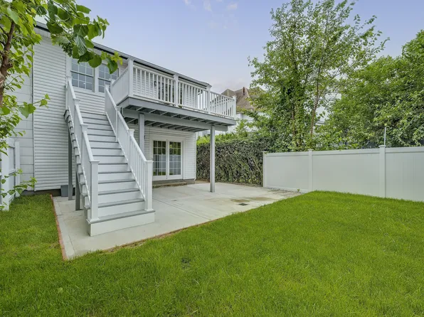 4330 Manhattan Avenue image 31 of 31