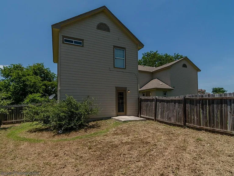 6319 Parliament Dr #B — Photo 24