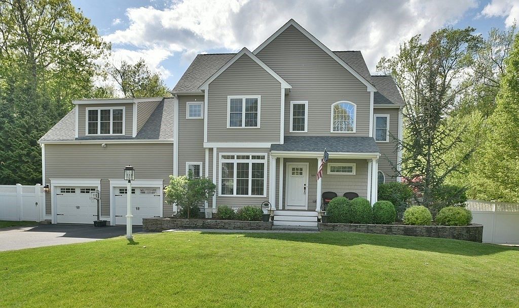 109 Dale St, Abington, MA 02351 Zillow