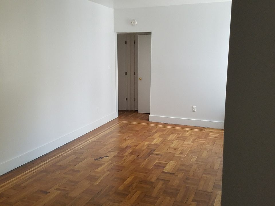 2116 Chatterton Ave, Bronx, NY 10472 | Zillow