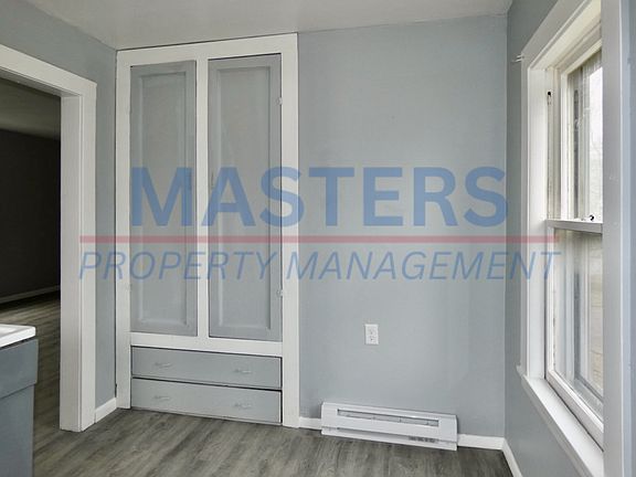 5th image of 237 Yondota St APT 3