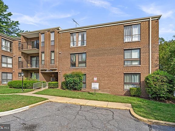 2nd image of 17824 Buehler Rd E #3-5