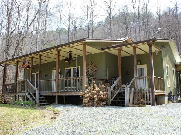 21 Sassafrass Dr, Bryson City, NC 28713