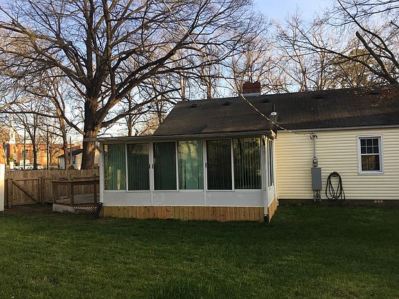 Exterior view of the sunroom