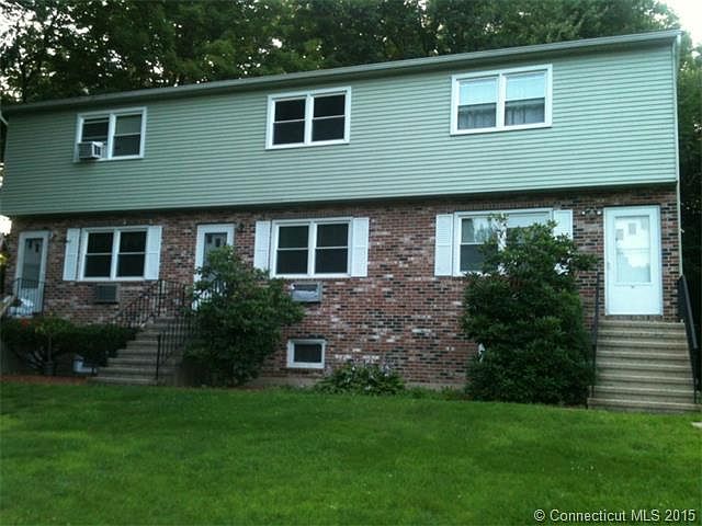 2nd image of 104 Caeser Dr