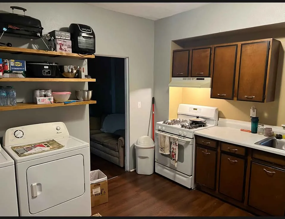 4 bed, 1647 sqft, $1,500 — Photo 2