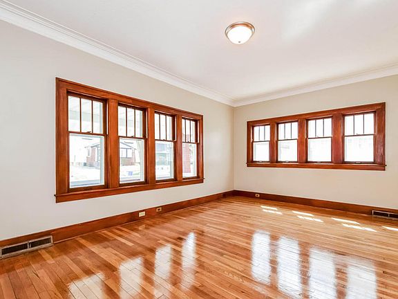 4th image of 2219 Horton Ave SE