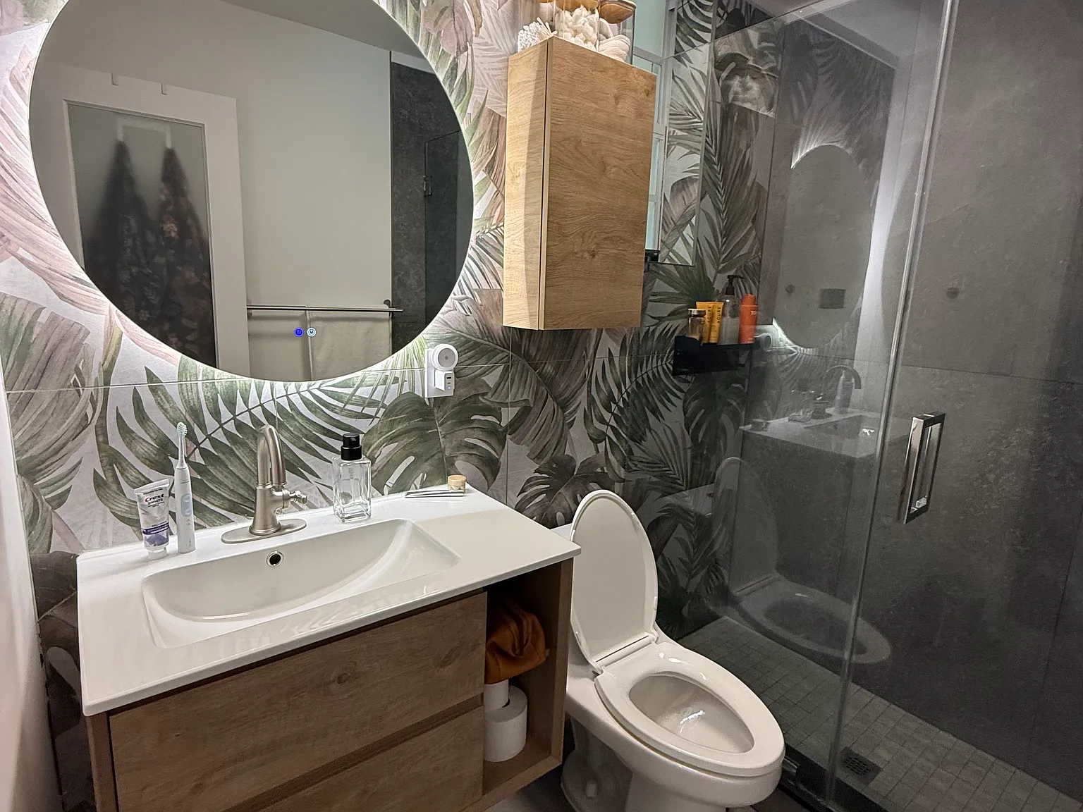 1 bed, 734 sqft, $2,850 — Photo 3