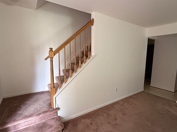 5th image of 37515 Stonegate Cir
