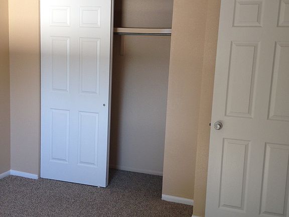 3rd image of 428 Smallwood Dr Unit 6