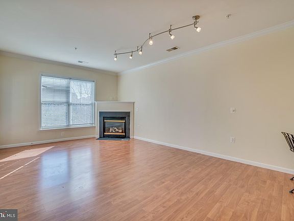 3rd image of 3840 Lightfoot St Unit 346