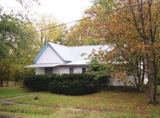 108 S Walnut St, La Monte, MO 65337
