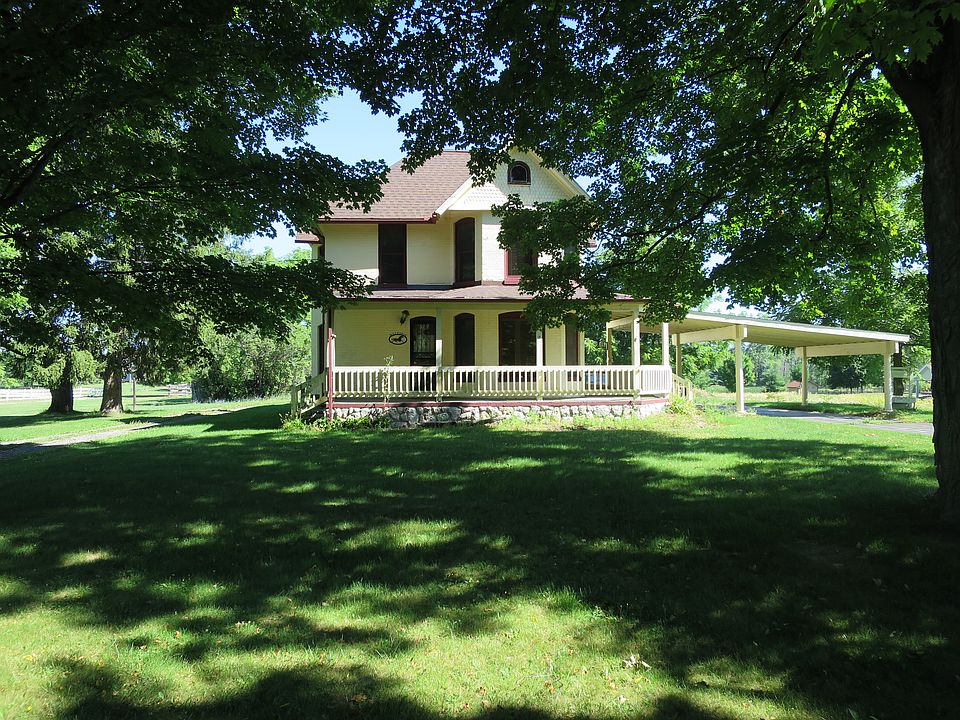 7313 McCandlish, Atlas Twp.