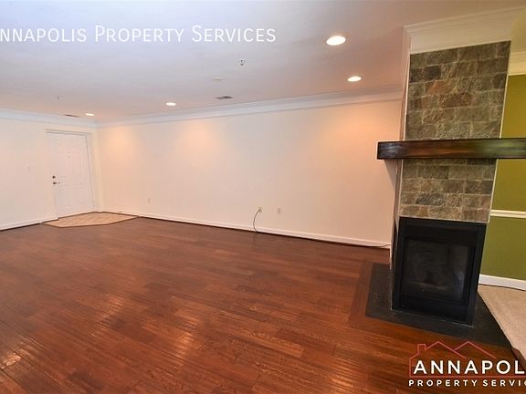 5th image of 615 Admiral Dr Unit 107