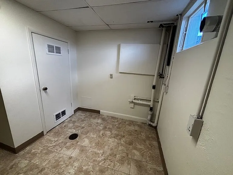 147 Lummis Ct — Photo 18