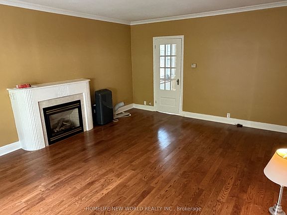 5th image of 1217 Avenue Rd #4
