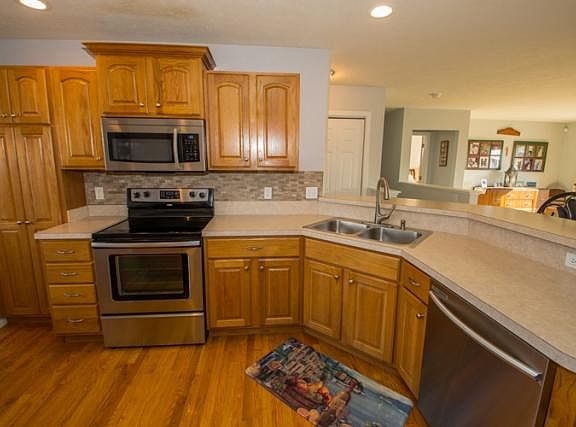2nd image of 514 Loveland Pass Ct