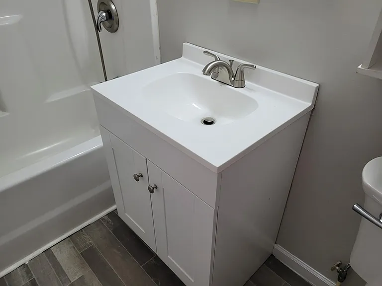 431 Roosevelt Ave — Photo 7