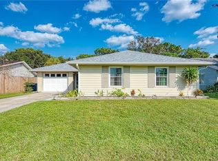 1052 Elaine St, Venice, FL 34285