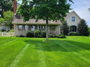 727 E Degonia Rd, Boonville, IN 47601