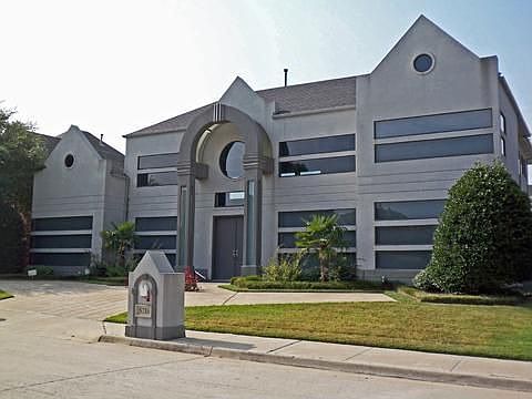 4th image of 5716 Willow Wood Ln