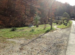 992 Reed Fork Rd, Procious, WV 25164