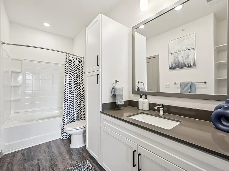 The Quarry Luxury Apartments — Photo 20