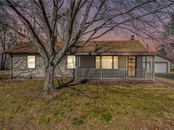 619 Hugh St, Saint Joseph, MO 64504