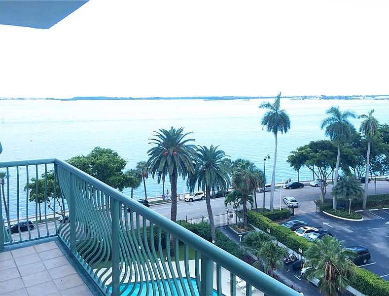 1st image of 1408 SE Bayshore Dr APT 707