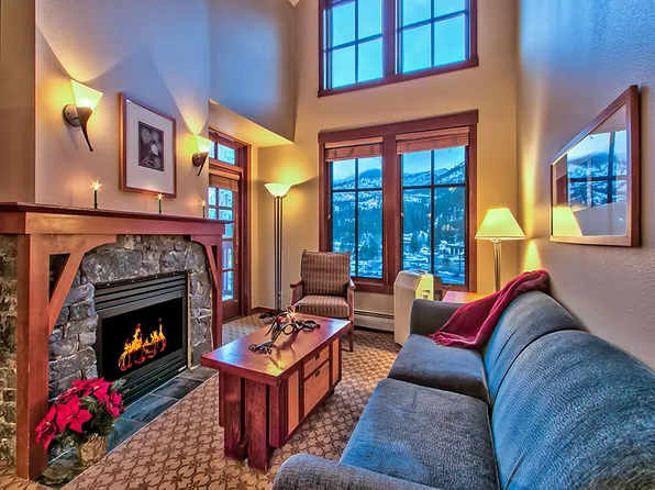 1850 Village S, Olympic Valley, CA 96146