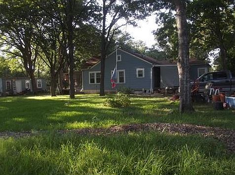 1st image of 129 Lucy Ln