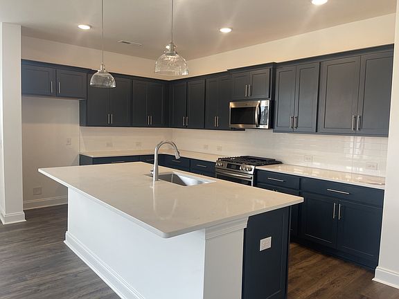 4th image of 1076 Linn Cove Ct Lot 137