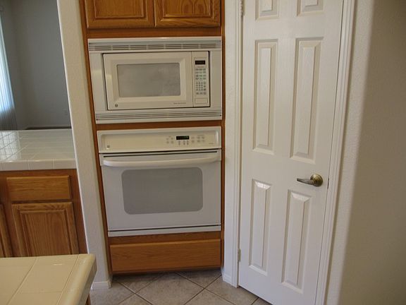 5th image of 1465 Tobago Dr