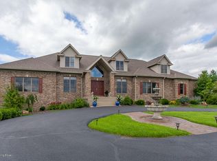 1421 Bluegrass Pkwy, La Grange, KY 40031