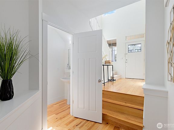 5th image of 23115 36th Drive SE
